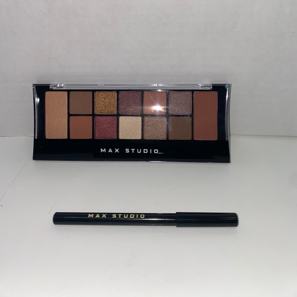 NWT Max Studio Eyeshadow Collection New - Picture 2 of 4
